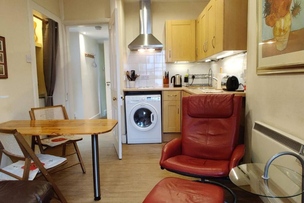 Royal Mile Apt, Just 1 Min From Edinburgh Castle! Exteriör bild