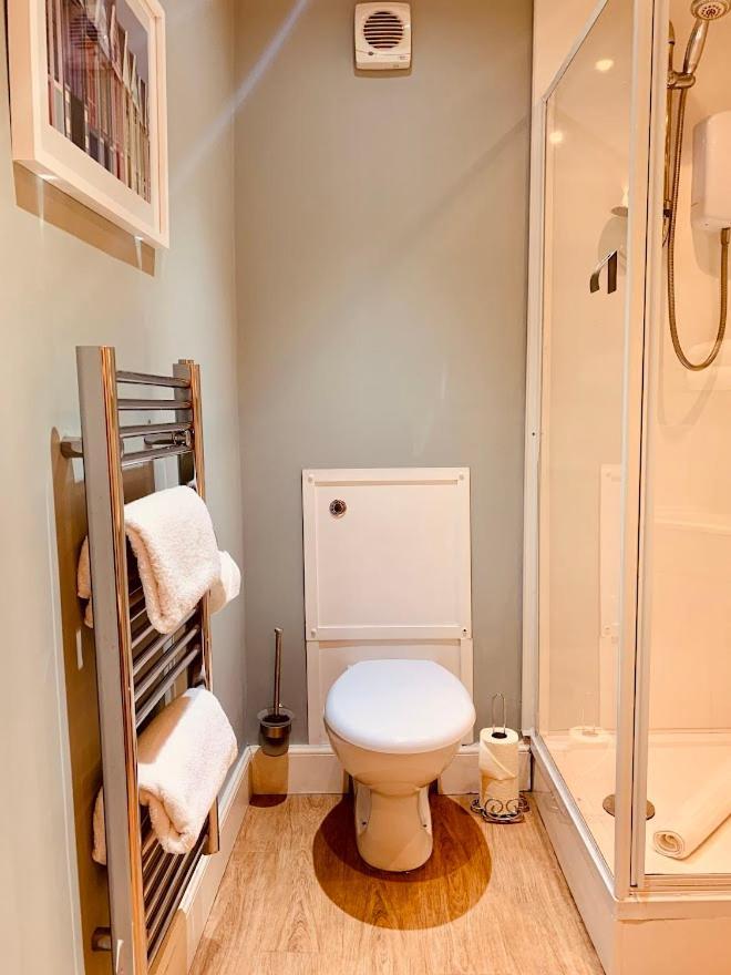 Royal Mile Apt, Just 1 Min From Edinburgh Castle! Exteriör bild